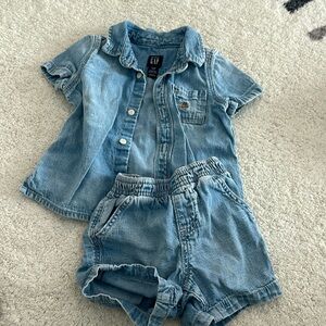 Baby Gap set